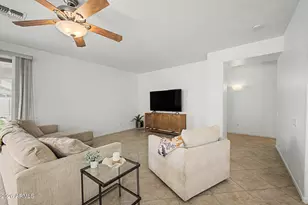 896 E La Costa Pl, Chandler, AZ 85249 - Photo 12
