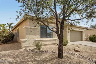 896 E La Costa Pl, Chandler, AZ 85249 - Photo 4