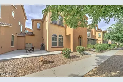 2010 N 77th Drive, Phoenix, AZ 85035 - Photo 2