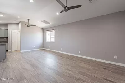523 N Pasadena -- #B, Mesa, AZ 85201 - Photo 8