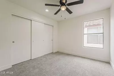 4545 N 67th Avenue #1106, Phoenix, AZ 85033 - Photo 26