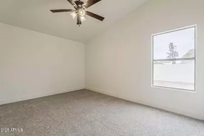 4545 N 67th Avenue #1106, Phoenix, AZ 85033 - Photo 18