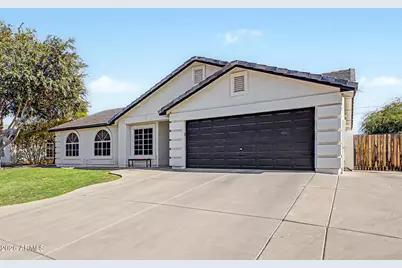 3749 E Thornton Avenue, Gilbert, AZ 85297 - Photo 4