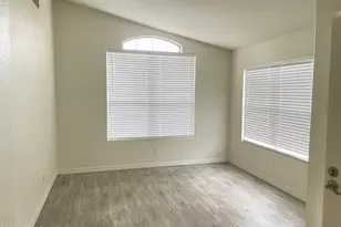 1113 W Sparrow Dr, Chandler, AZ 85286 - Photo 2
