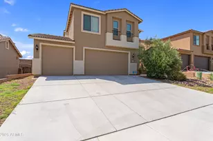 1135 Marchbanks Dr, Sierra Vista, AZ 85635 - Photo 2