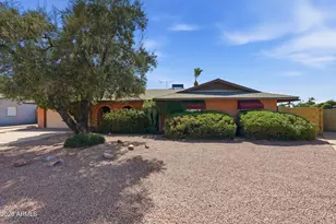 10838 N 35th St, Phoenix, AZ 85028 - Photo 2