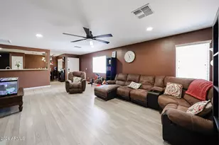 25882 W North Star Pl, Buckeye, AZ 85326 - Photo 4