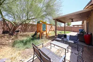 25882 W North Star Pl, Buckeye, AZ 85326 - Photo 16