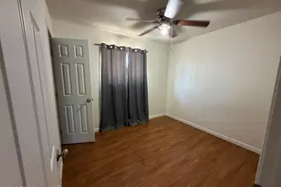 127 W Caldwell St, Phoenix, AZ 85041 - Photo 6