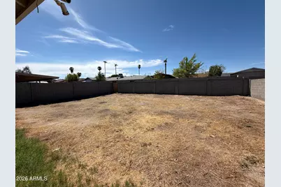 127 W Caldwell Street, Phoenix, AZ 85041 - Photo 12