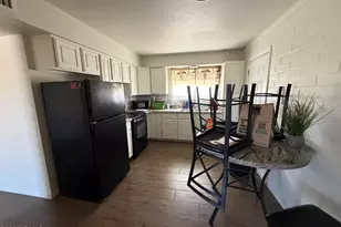 127 W Caldwell St, Phoenix, AZ 85041 - Photo 4