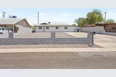 4805 S 35th Drive, Phoenix, AZ 85041 - Photo 2