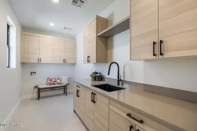 6324 N 10th Drive, Phoenix, AZ 85013 - Photo 24