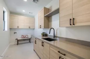 6324 N 10th Dr, Phoenix, AZ 85013 - Photo 24