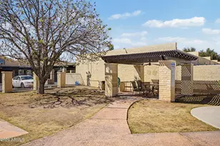 2225 E Catalina Dr, Phoenix, AZ 85016 - Photo 36