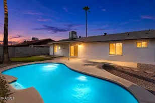 911 W Loughlin Dr, Chandler, AZ 85225 - Photo 32