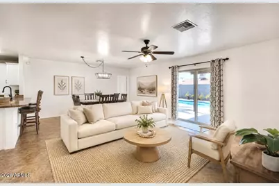 911 W Loughlin Drive, Chandler, AZ 85225 - Photo 10