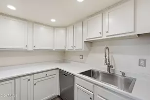 12440 N 20th St, Phoenix, AZ 85022 - Photo 12