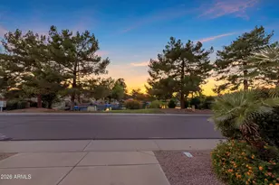 1517 S Ash Dr, Chandler, AZ 85286 - Photo 2