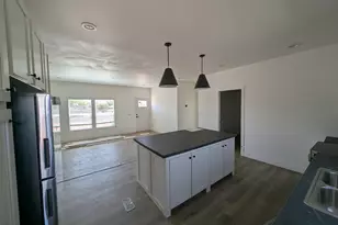 2625 W Manzanita St, Apache Junction, AZ 85120 - Photo 10
