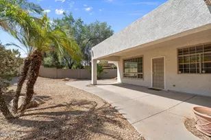 61 S Forest Dr, Chandler, AZ 85226 - Photo 28