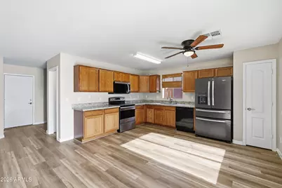 18960 N Toledo Avenue, Maricopa, AZ 85138 - Photo 4