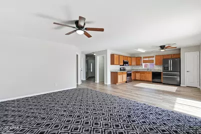 18960 N Toledo Avenue, Maricopa, AZ 85138 - Photo 6