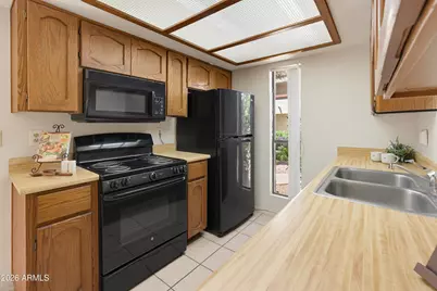 3119 W Cochise Drive #101, Phoenix, AZ 85051 - Photo 4