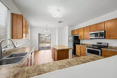 2422 S 73rd Lane, Phoenix, AZ 85043 - Photo 10