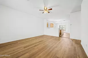 2422 S 73rd Ln, Phoenix, AZ 85043 - Photo 8