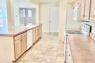 11801 N Coggins Dr, Sun City, AZ 85351 - Photo 4
