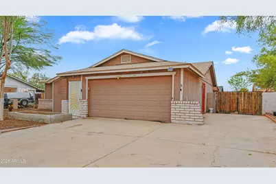 8042 W Elm Street, Phoenix, AZ 85033 - Photo 2