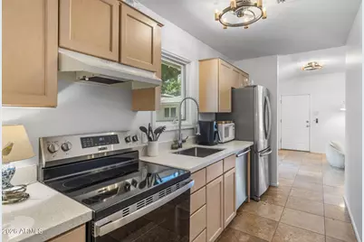 550 W Berridge Lane, Phoenix, AZ 85013 - Photo 44