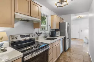 550 W Berridge Ln, Phoenix, AZ 85013 - Photo 44
