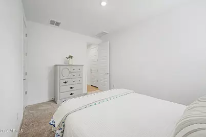 8054 E Paloma Avenue, Mesa, AZ 85212 - Photo 16