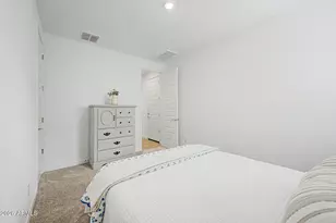 8054 E Paloma Ave, Mesa, AZ 85212 - Photo 16