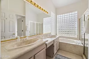 735 E Goldenrod St, Phoenix, AZ 85048 - Photo 32