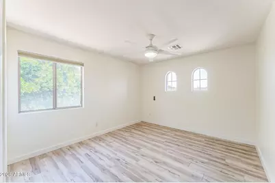 1111 W Washington Avenue, Gilbert, AZ 85233 - Photo 28