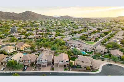 26706 N 82nd Drive, Peoria, AZ 85383 - Photo 8