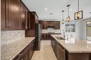 17352 W Hedgehog Pl, Surprise, AZ 85387 - Photo 26