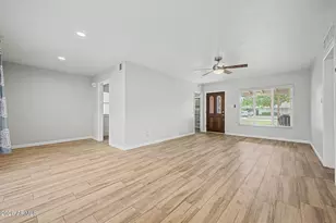 7801 N 17th Dr, Phoenix, AZ 85021 - Photo 1