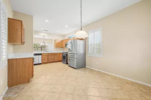 16492 W Chuparosa Ln, Surprise, AZ 85387 - Photo 8