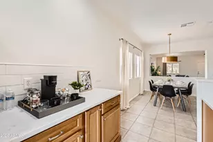 10522 W Robin Ln, Peoria, AZ 85383 - Photo 14