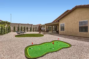 10522 W Robin Ln, Peoria, AZ 85383 - Photo 6