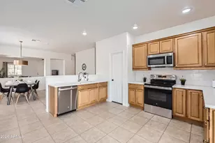 10522 W Robin Ln, Peoria, AZ 85383 - Photo 26