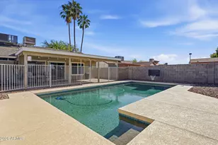 6526 W Mescal St, Glendale, AZ 85304 - Photo 30