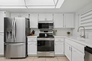 10014 E Michigan Ave, Sun Lakes, AZ 85248 - Photo 12