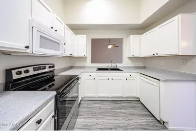 6431 W Chisum Trail, Phoenix, AZ 85083 - Photo 12