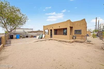 3617 S 17th Street, Phoenix, AZ 85040 - Photo 2