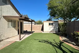 24839 N 40th Ave, Glendale, AZ 85310 - Photo 12